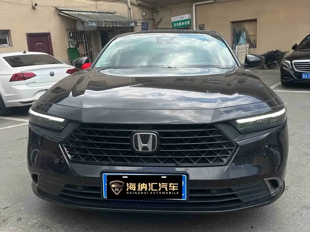 Honda Accord — фото 5