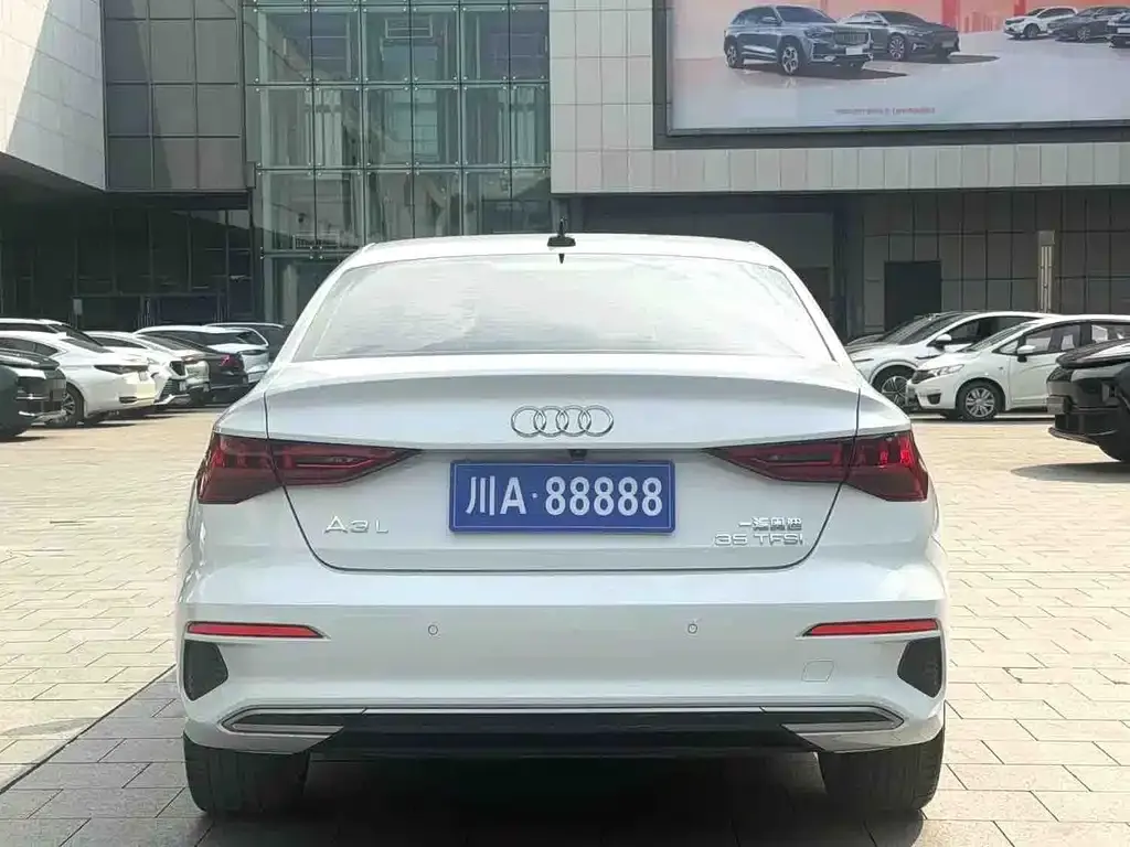 Audi A3 2022 из CN, фото 9