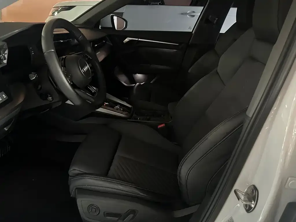 Audi A3 2022 из CN, фото 5