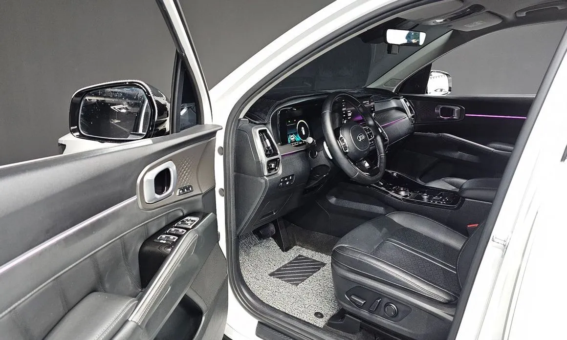 Kia Sorento — фото 7