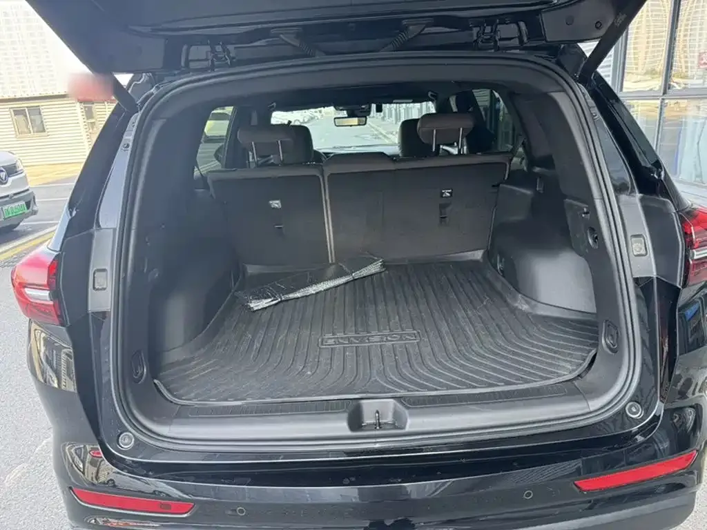 Buick Envision Plus — фото 8
