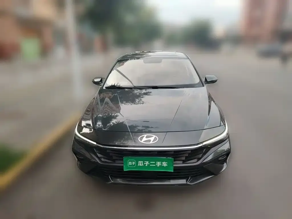 Hyundai Elantra — фото 4