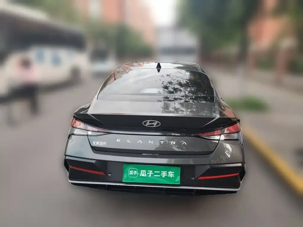 Hyundai Elantra — фото 8