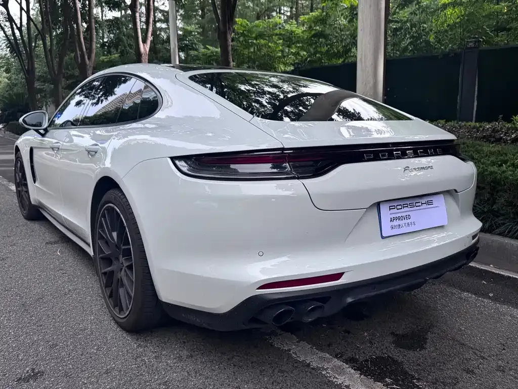Porsche Panamera — фото 10