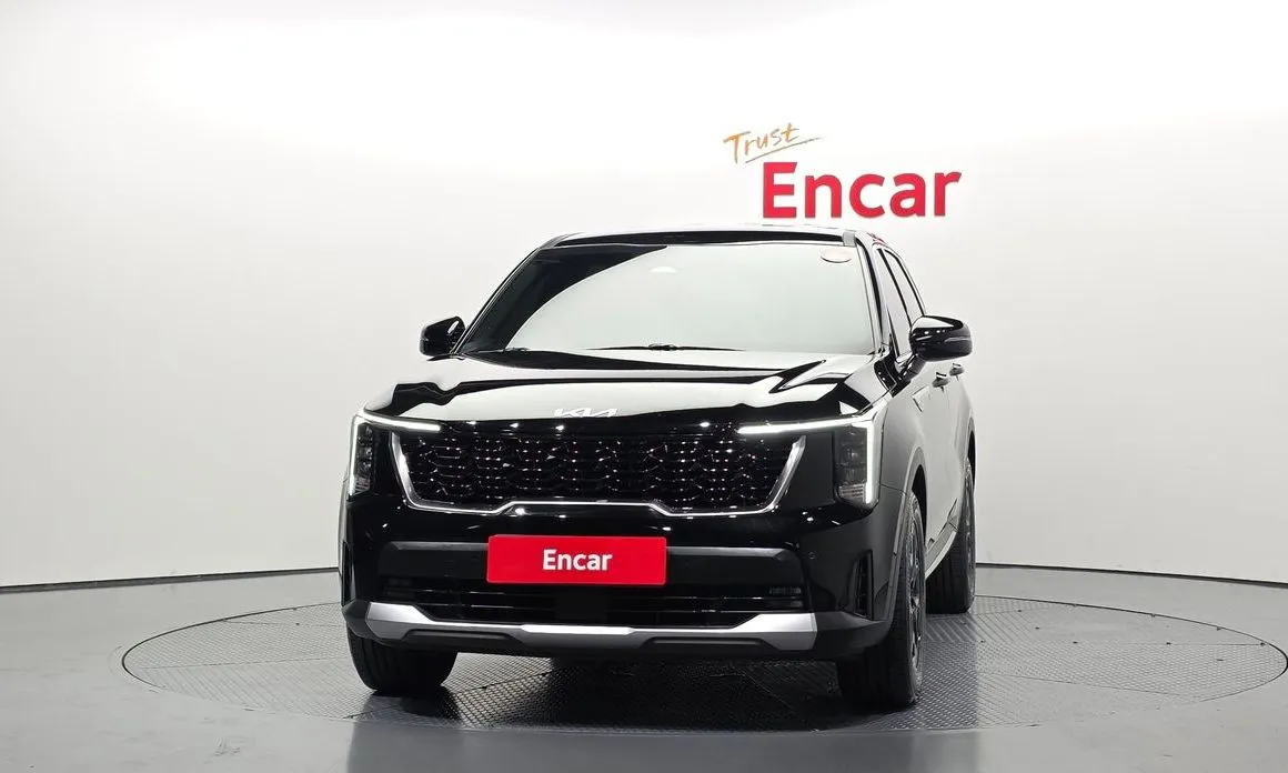 Kia Sorento — фото 10