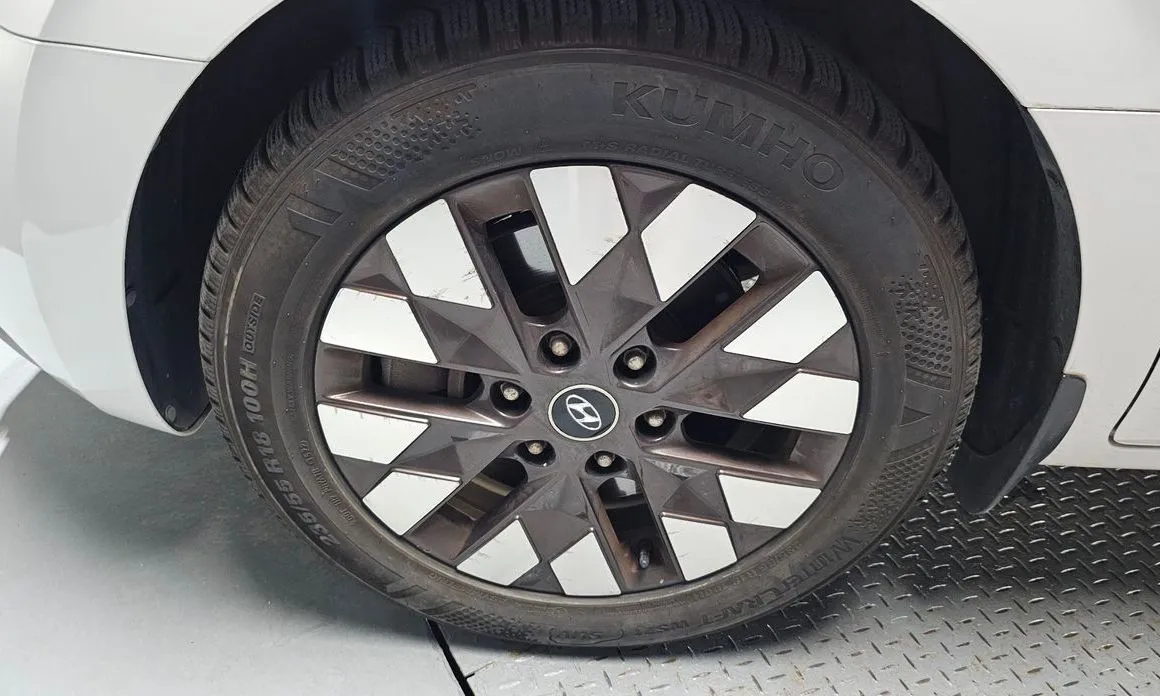 Hyundai Staria — фото 4