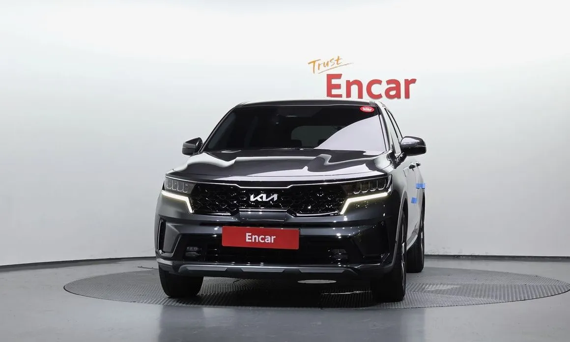 Kia Sorento — фото 6