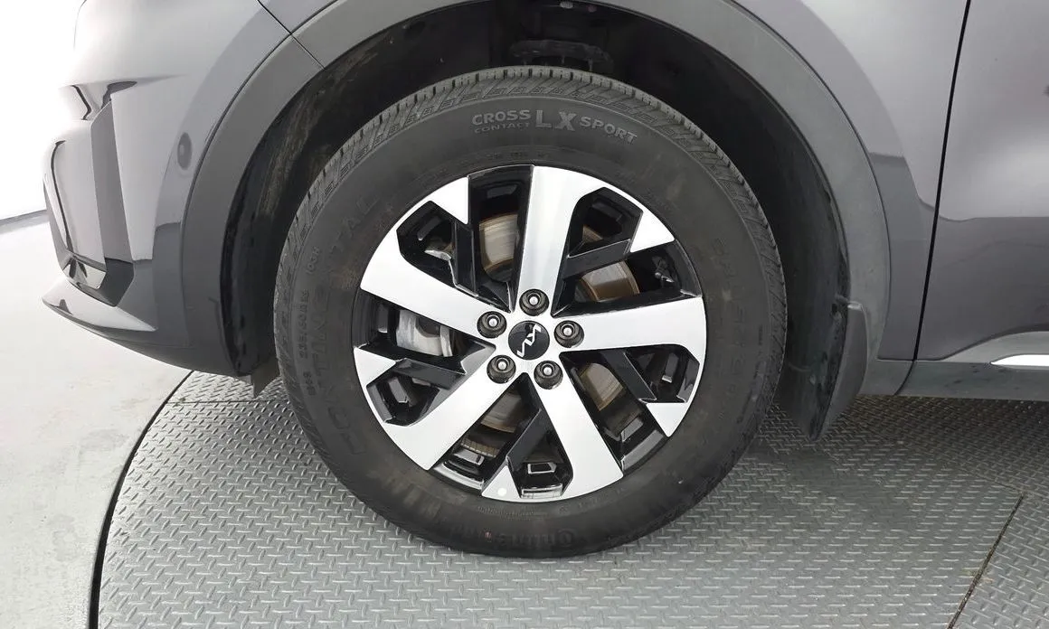 Kia Sorento — фото 5