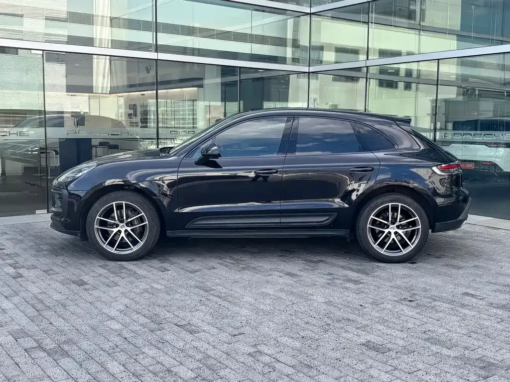 Porsche Macan — фото 4