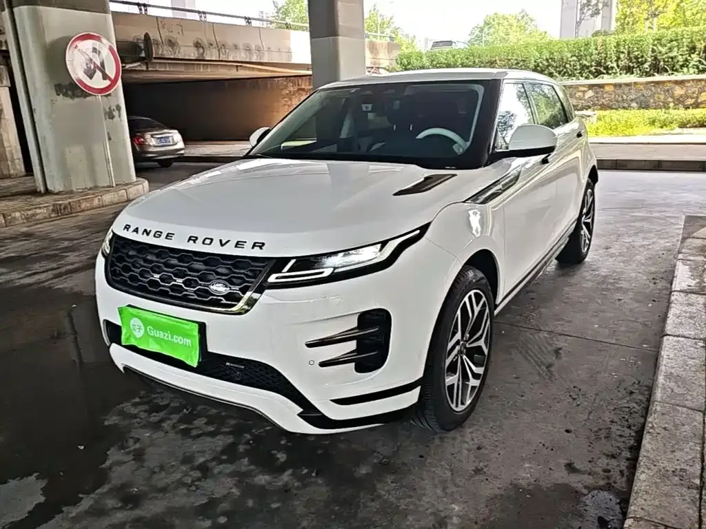Land Rover Evoque — фото 1