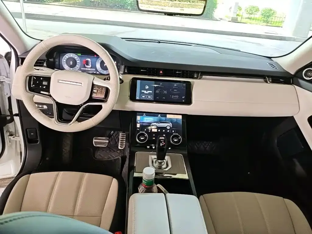 Land Rover Evoque — фото 2