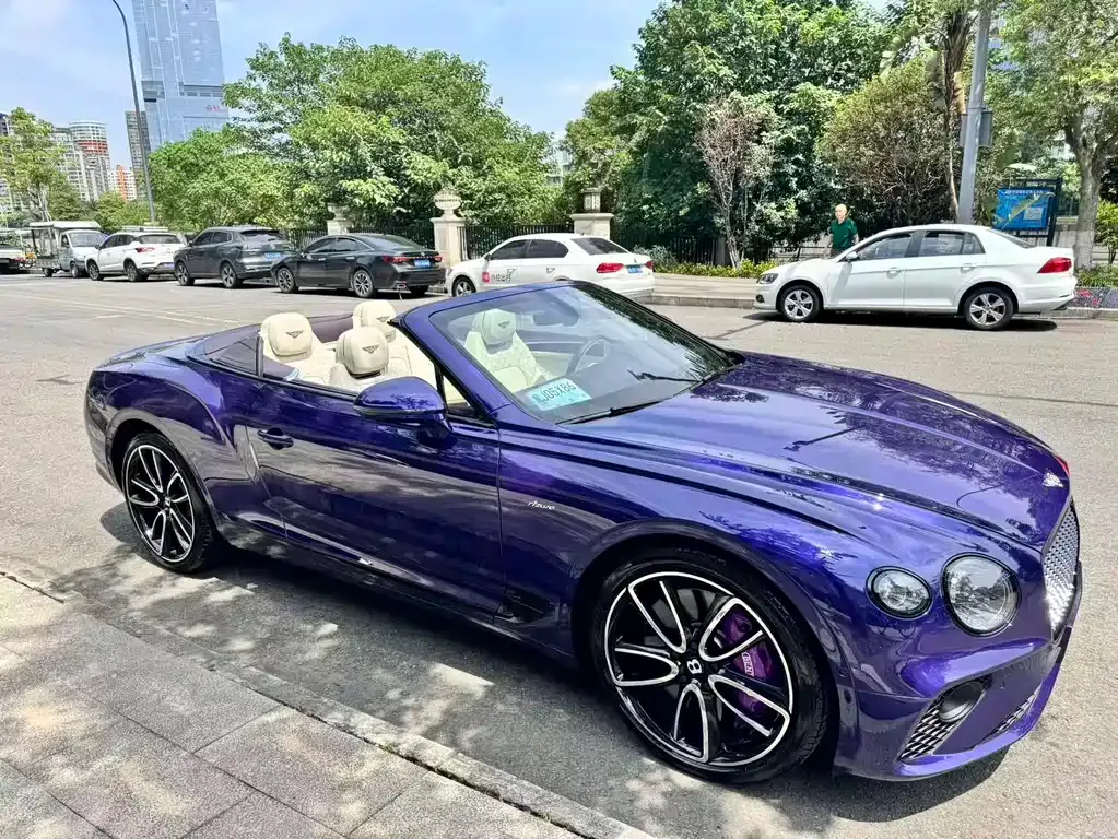 Bentley Continental — фото 6