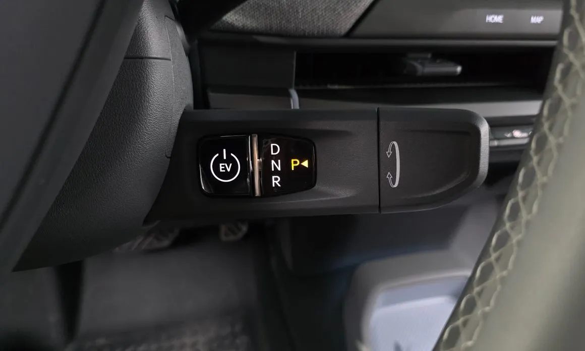 Kia EV3 2025 из KR, фото 2