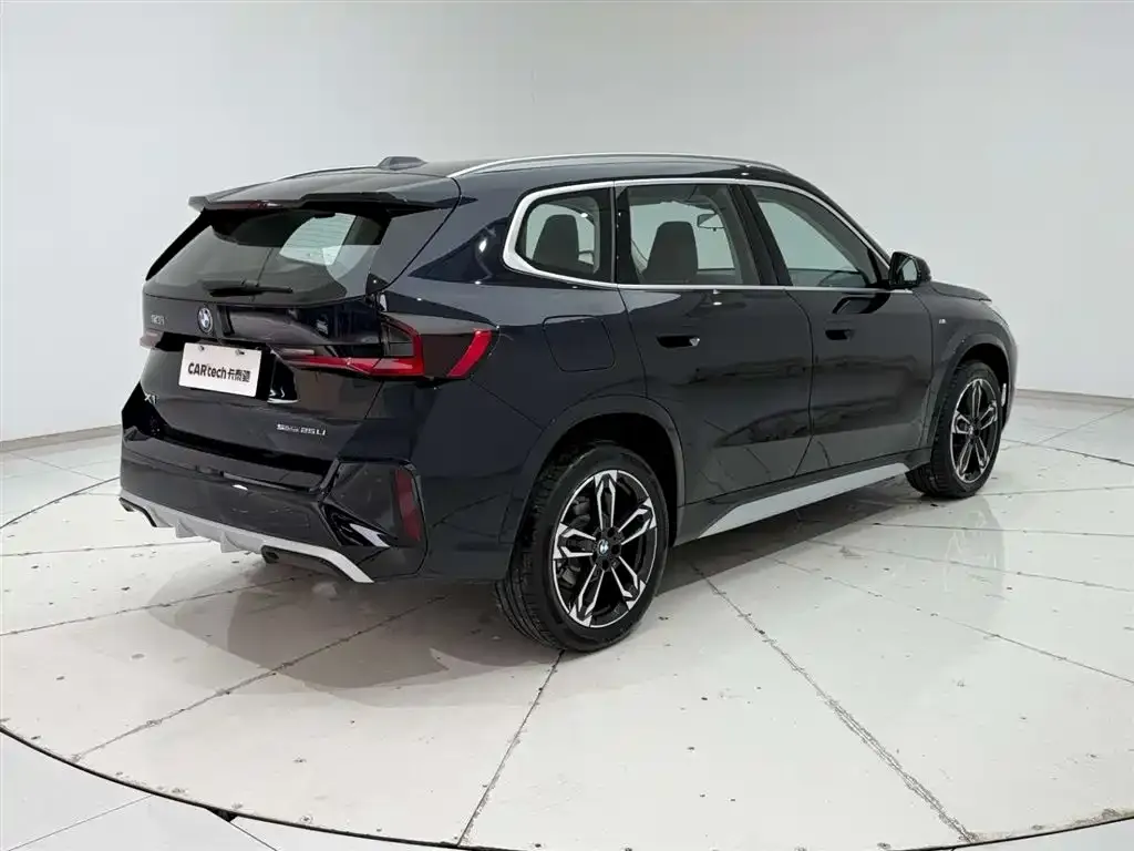 BMW X1 — фото 4