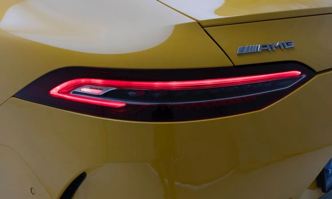 Mercedes-Benz AMG GT — фото 7