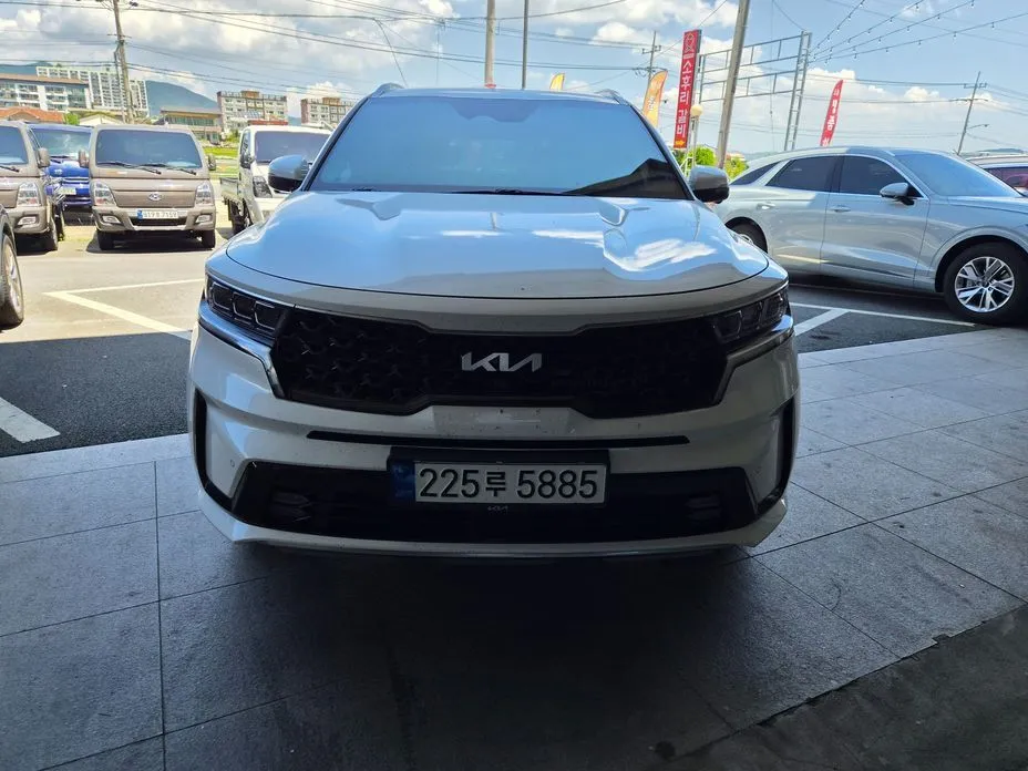 Kia Sorento — фото 1