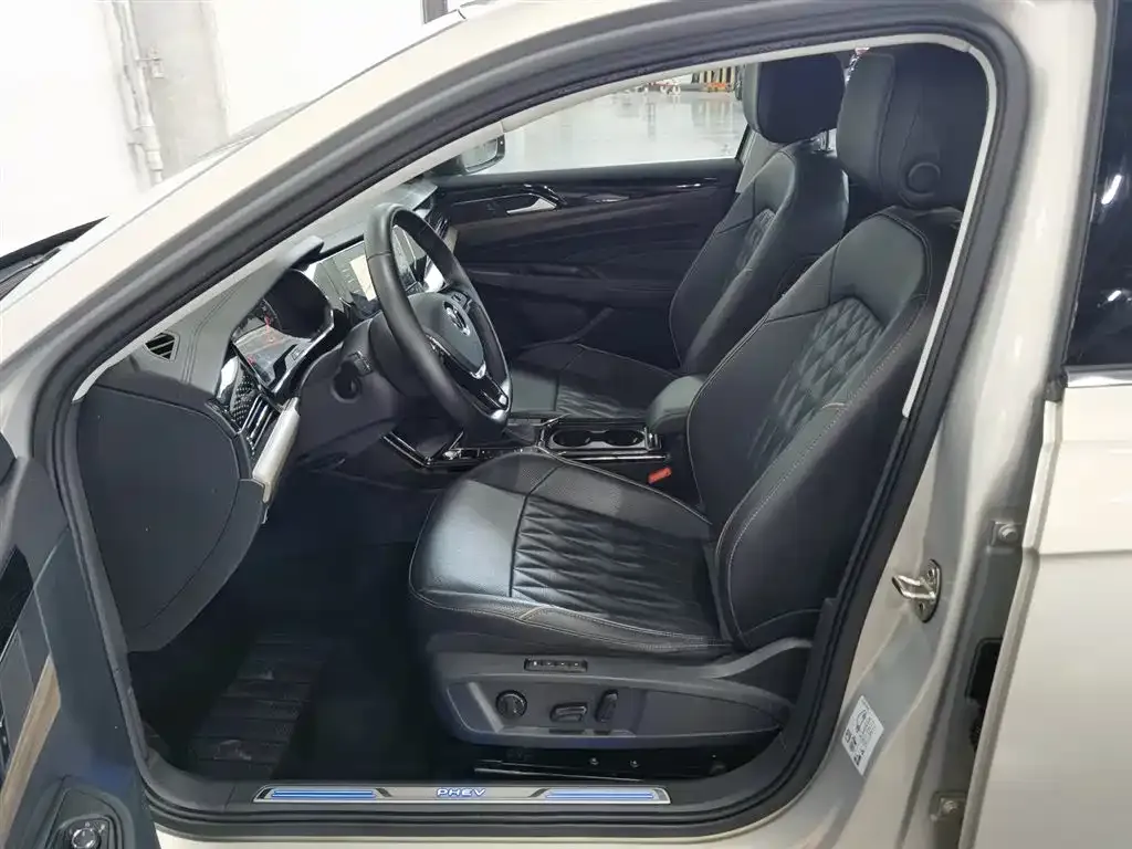 Volkswagen 帕萨特插电混动 — фото 7