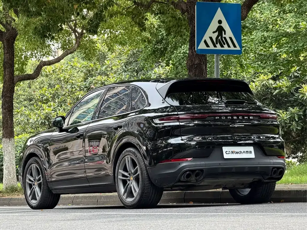 Porsche Cayenne — фото 4