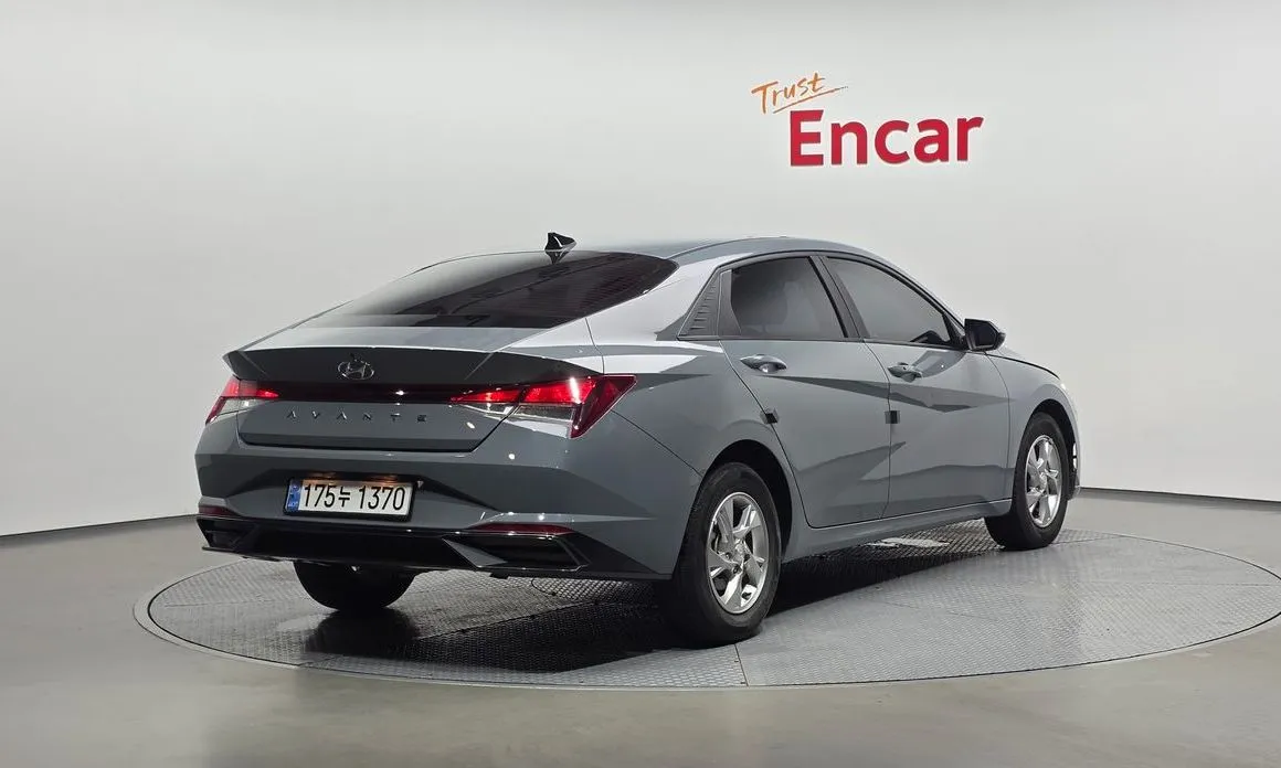 Hyundai AVANTE — фото 5