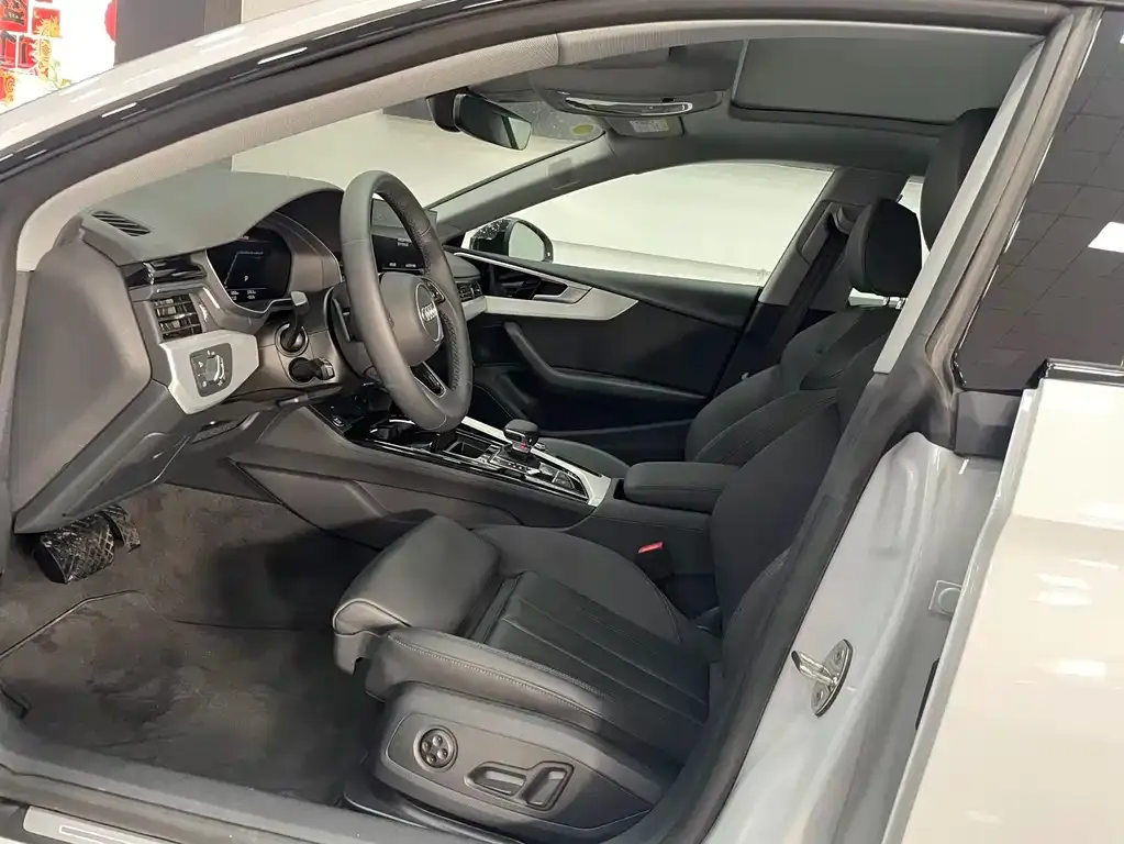 Audi A5 (Import) — фото 7