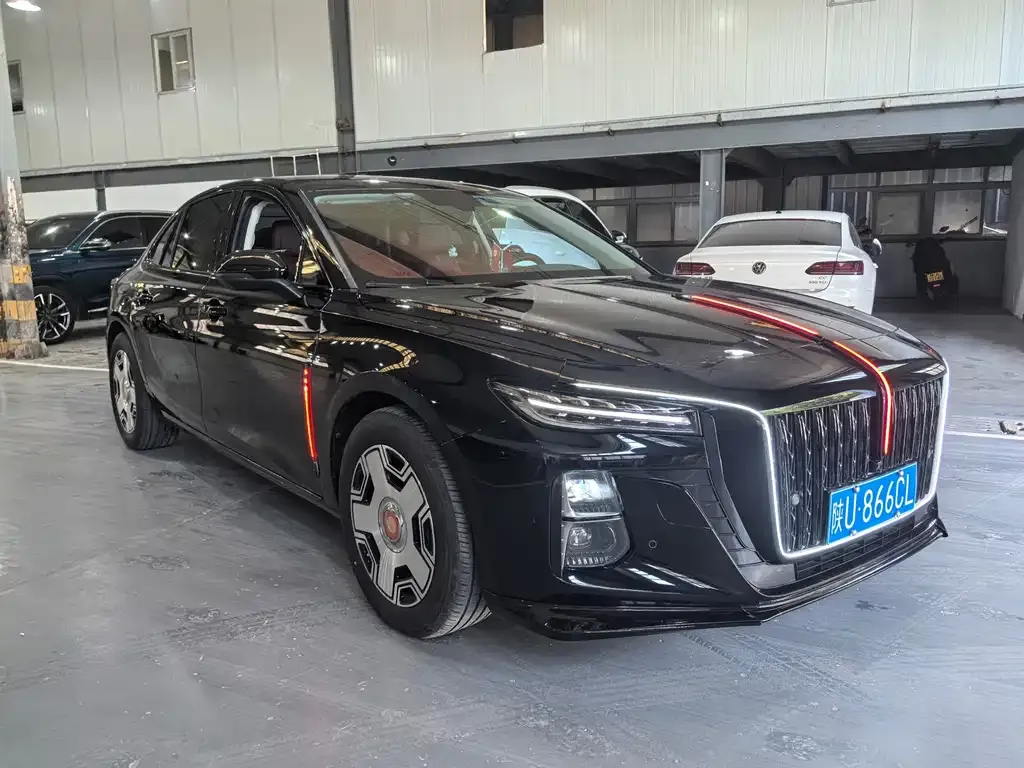 Hongqi H5 — фото 2