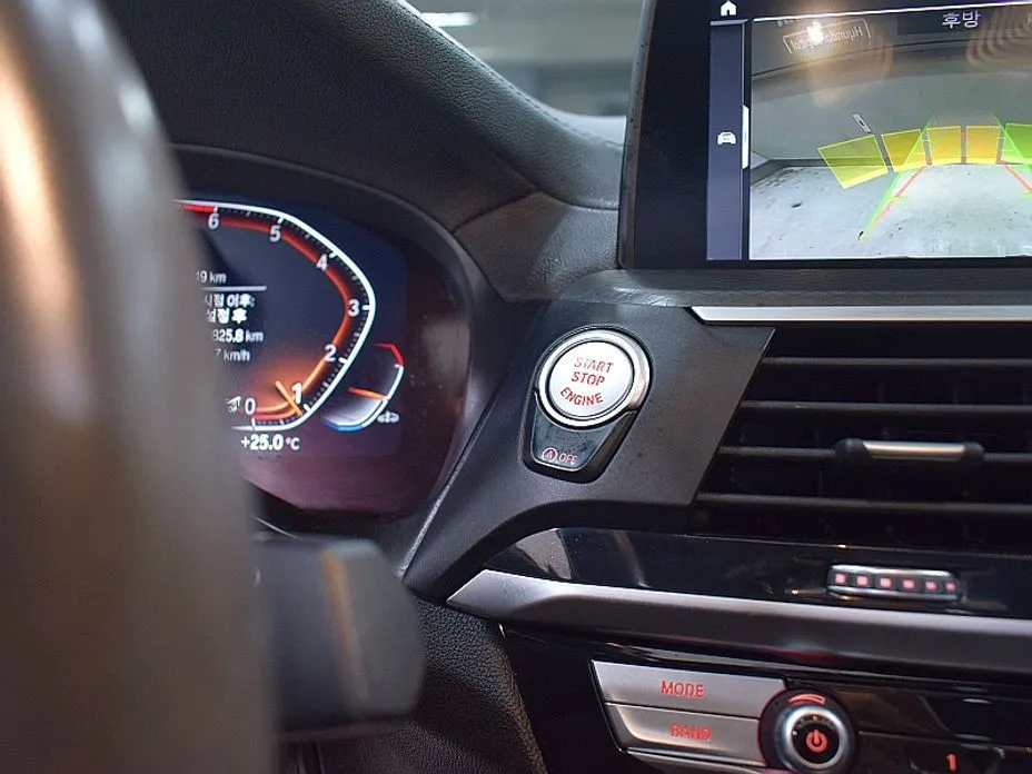 BMW X4 2021 из KR, фото 2