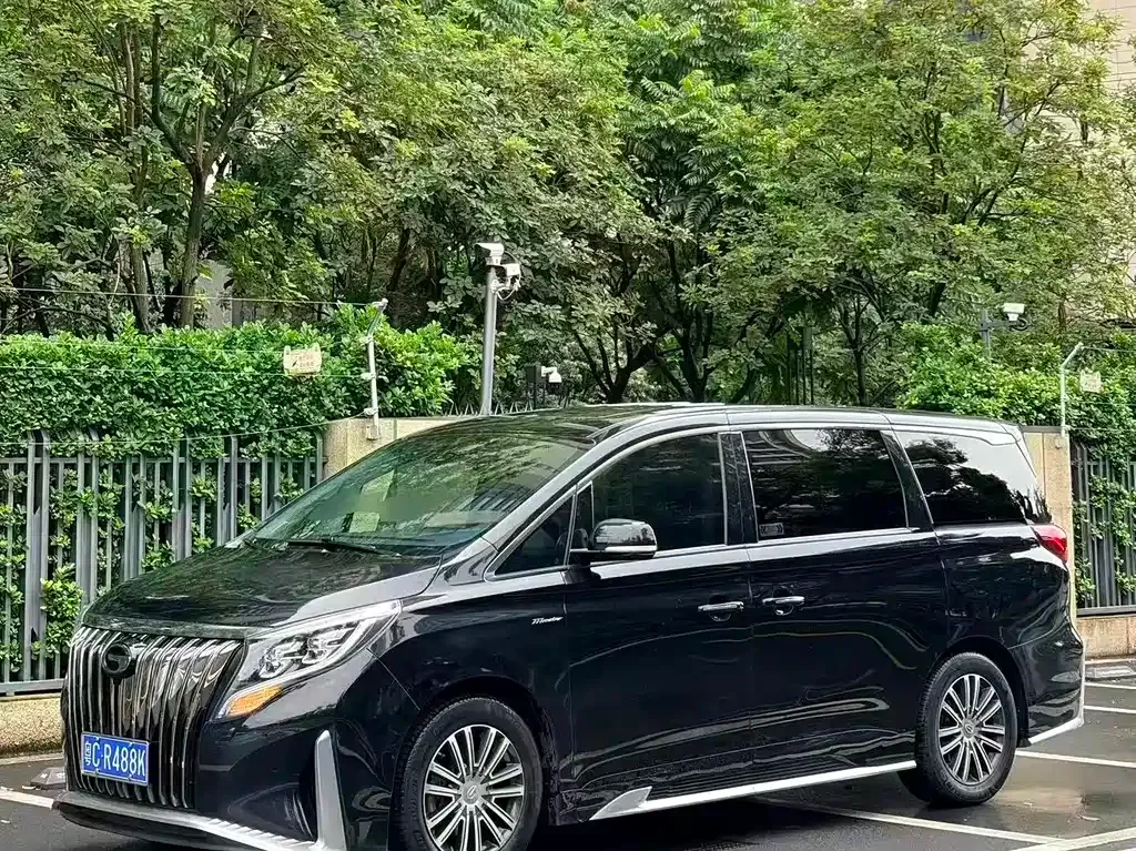 GAC Motor Trumpchi M8 — фото 1