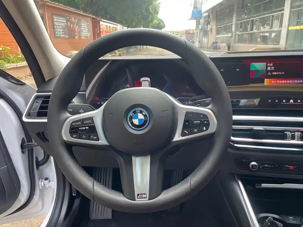 BMW i3 — фото 3