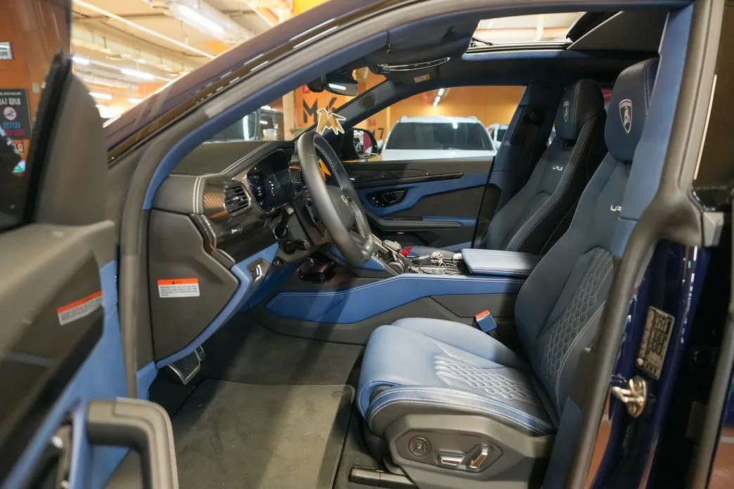 Lamborghini Urus 2023 из KR, фото 5