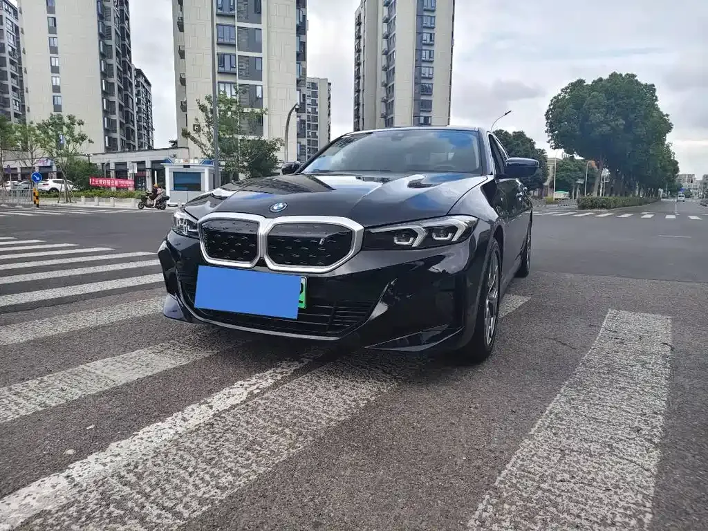 BMW i3 — фото 1