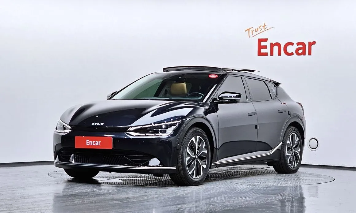 Kia EV6 — фото 1