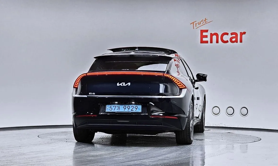 Kia EV6 — фото 6