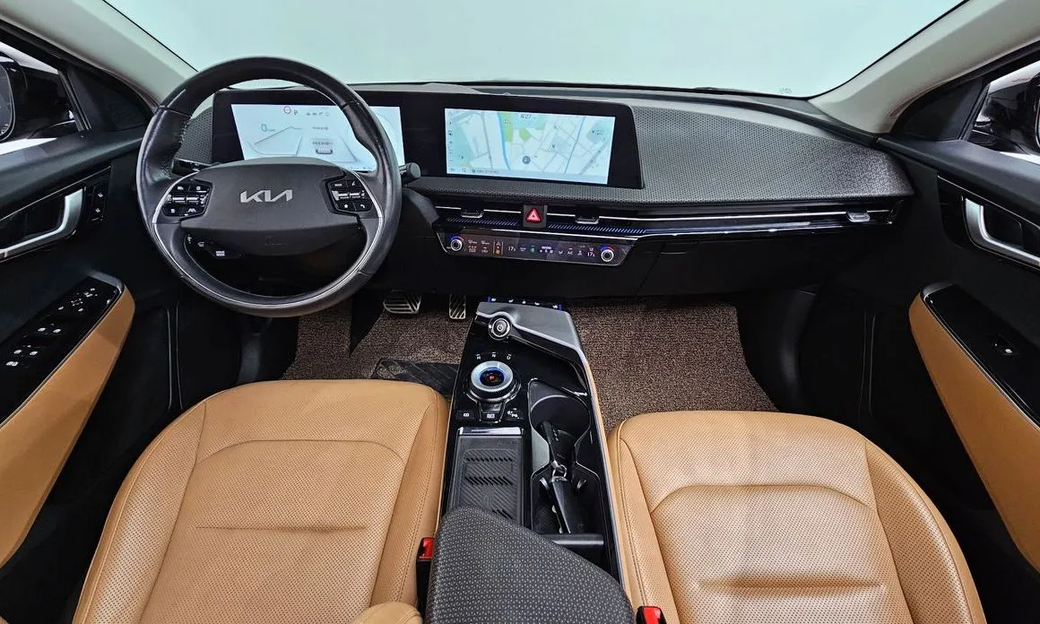 Kia EV6 — фото 8