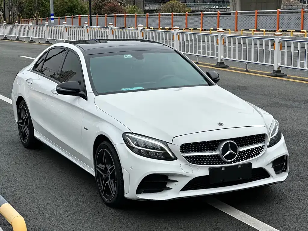 Mercedes-Benz C-Class — фото 10