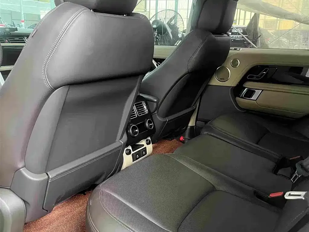 Land Rover Range Rover — фото 10