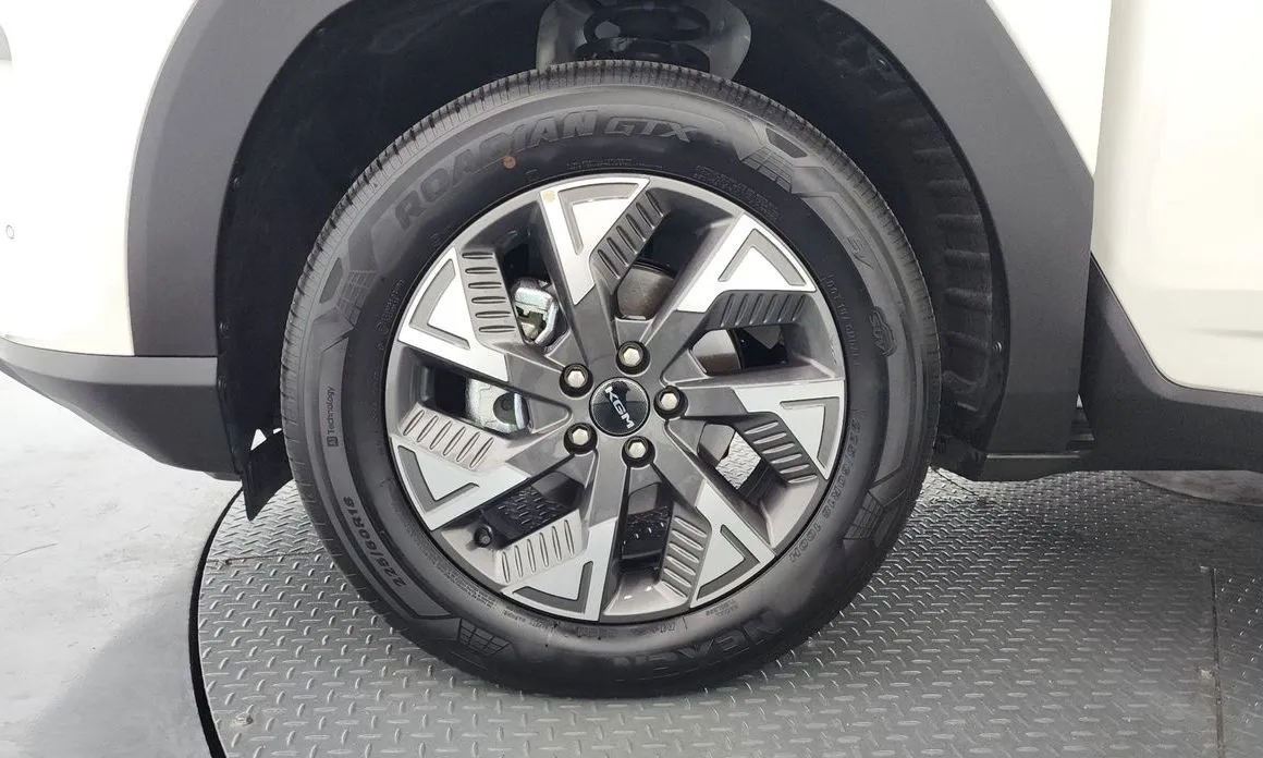 KG Mobility (Ssangyong) Torres — фото 9