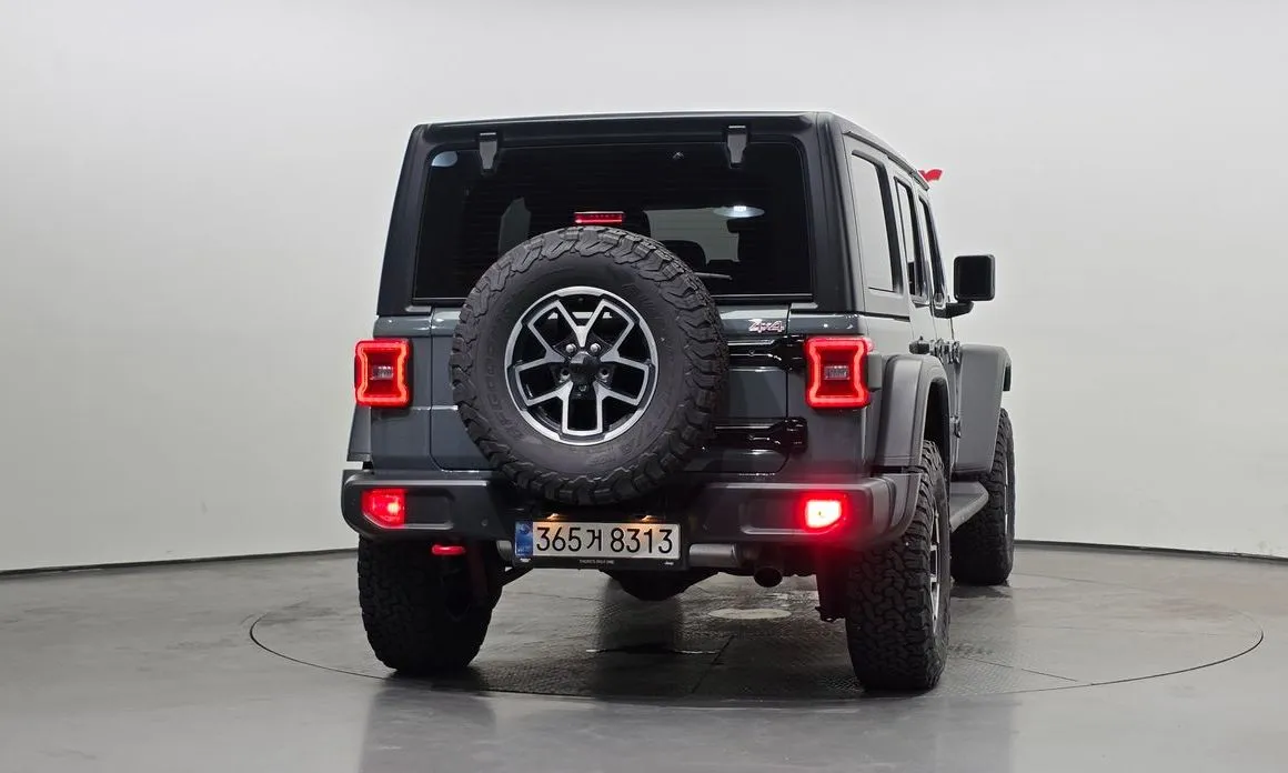 Jeep Wrangler — фото 3
