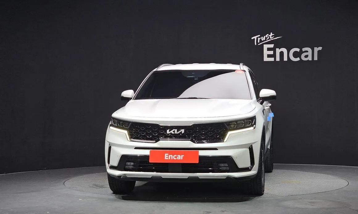 Kia Sorento — фото 5