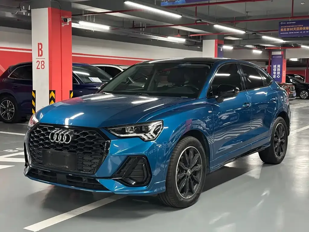Audi Q3 Sportback — фото 1