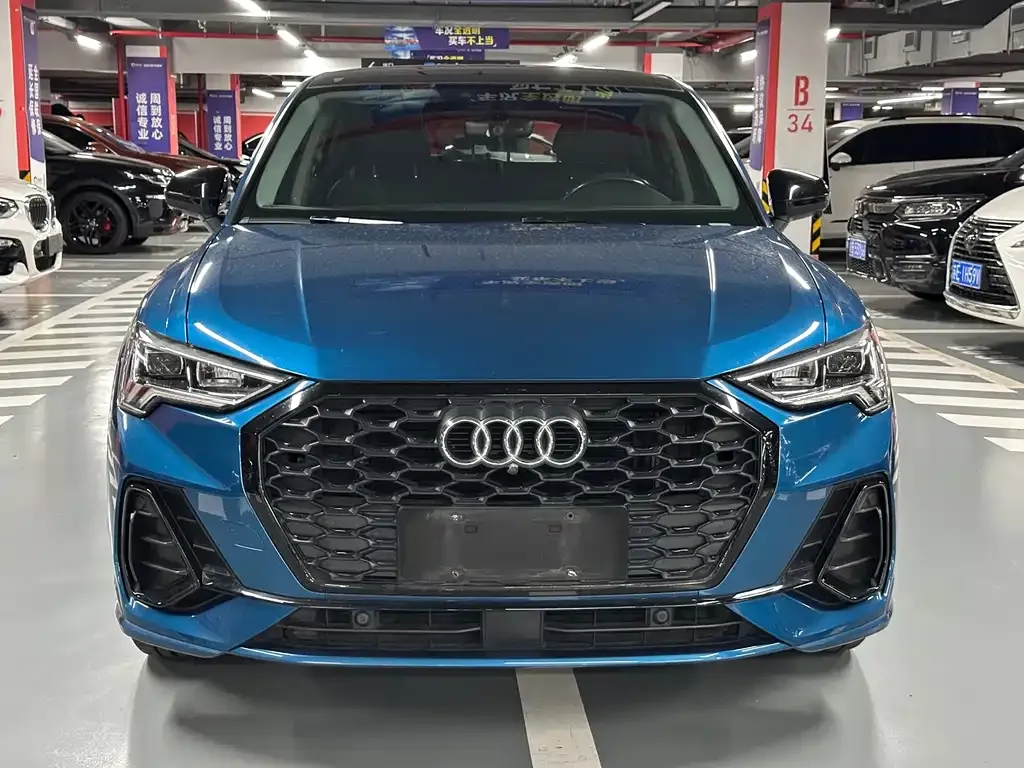 Audi Q3 Sportback — фото 10