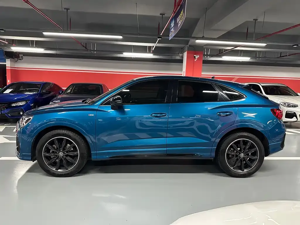 Audi Q3 Sportback — фото 6