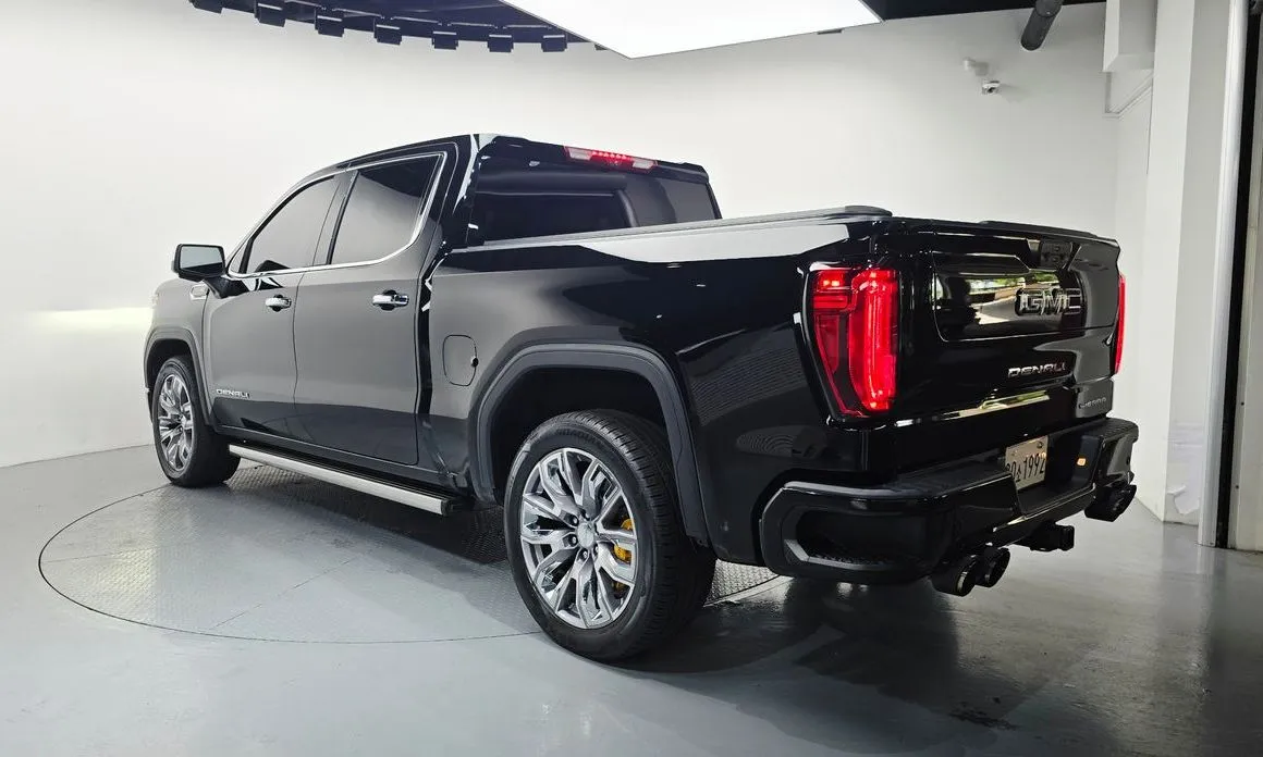 GMC Sierra 2023 из KR, фото 7