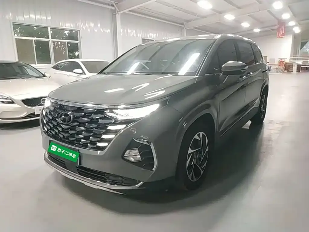 Hyundai Custo — фото 1