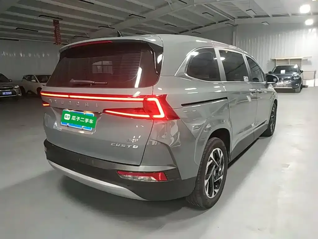 Hyundai Custo — фото 3