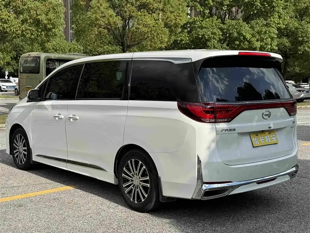 GAC Motor Trumpchi M8 — фото 2