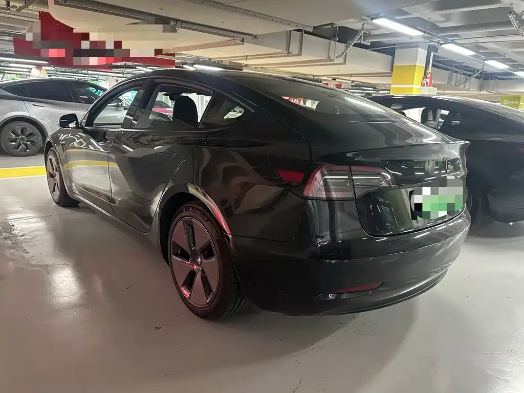 Tesla Model 3 — фото 7
