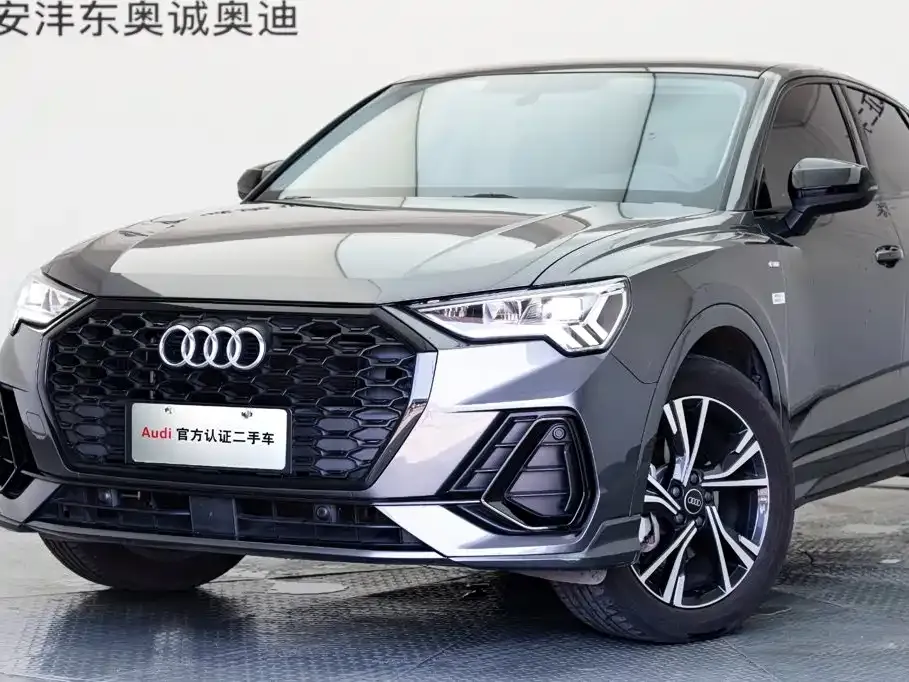 Audi Q3 Sportback — фото 7