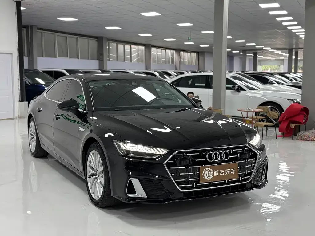 Audi A7L 2024 из CN, фото 3