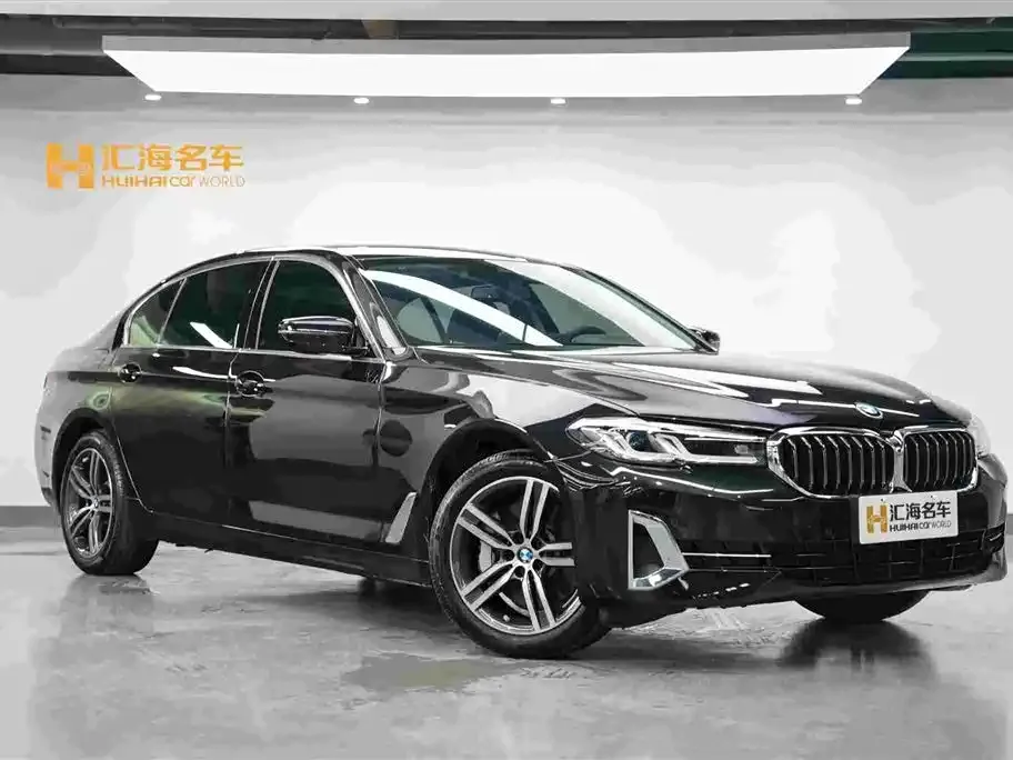BMW 5 Series — фото 9
