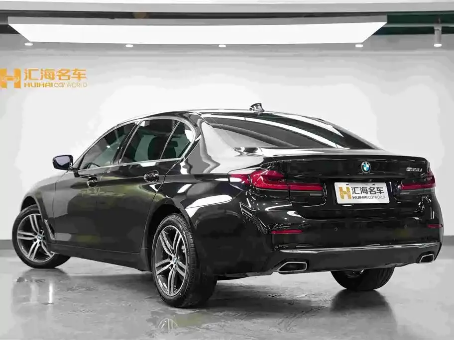 BMW 5 Series — фото 4